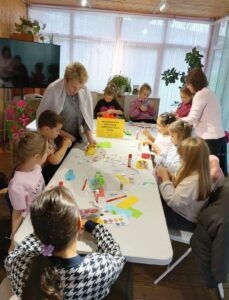 Read more about the article БАБУШКИНЫ СКАЗКИ. ДЕДУШКИНЫ СОВЕТЫ